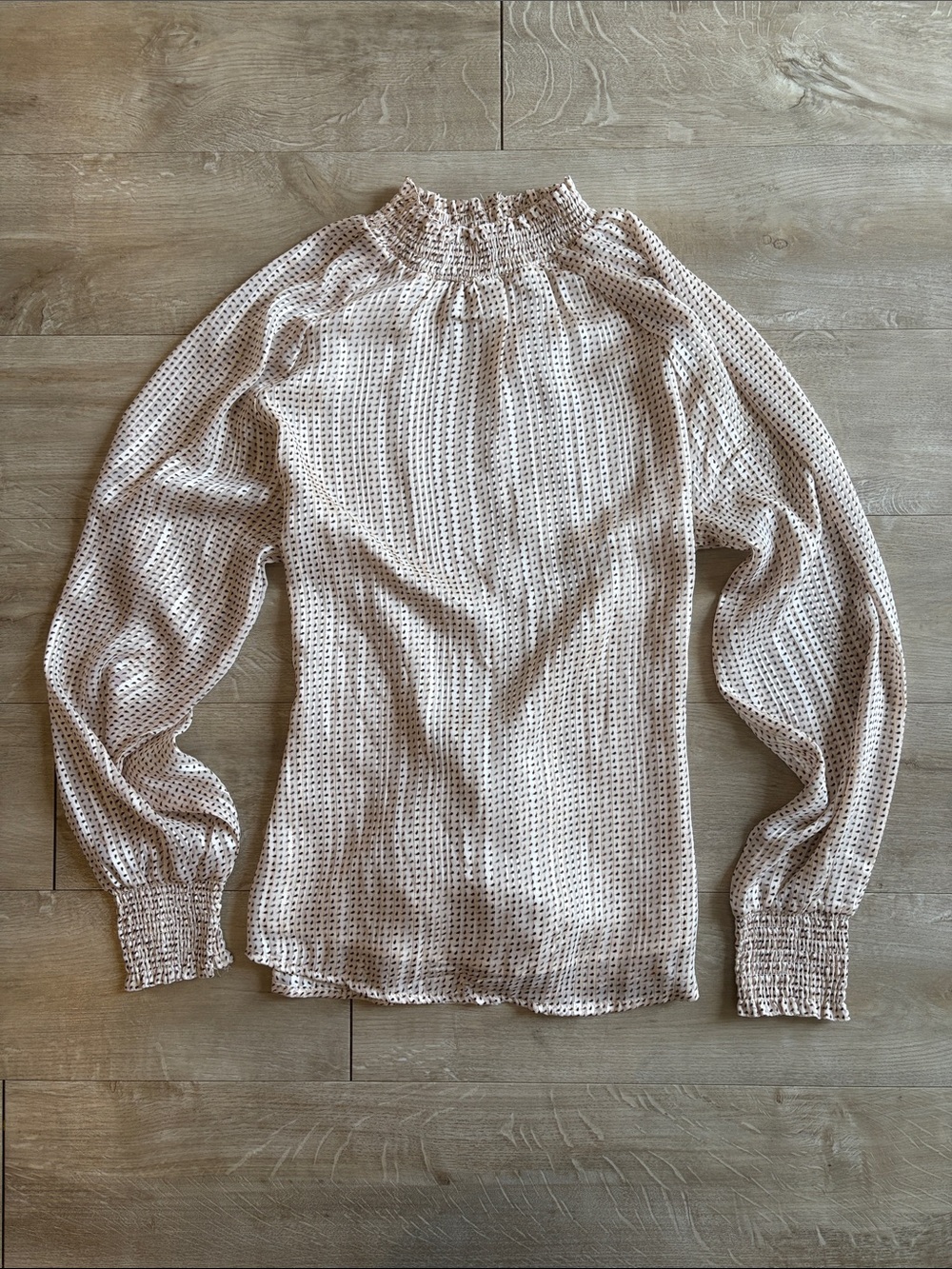 Mexx Cream Smocked Neck Long Sleeve Blouse Size Small